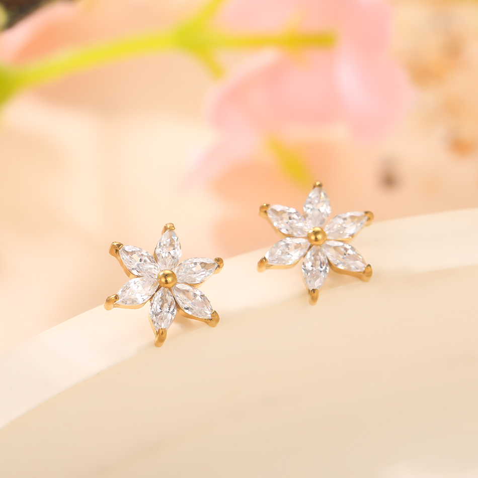 1/5PCS Titanium Crystal Flower - Belly Bar Titanium review and price